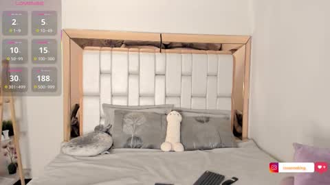 Snapshot of rosannaking chatting on October 3, 2025, 8:06 pm Aleja online show from October 3, 2025, 8:06 pm