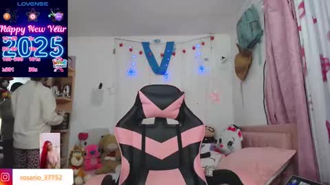 rosario_1996 online show from December 23, 2025, 4:43 am