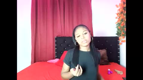 Snapshot of rosasexi_09 chatting on October 18, 2025, 4:26 am rosasexi_09 online show from October 18, 2025, 4:26 am