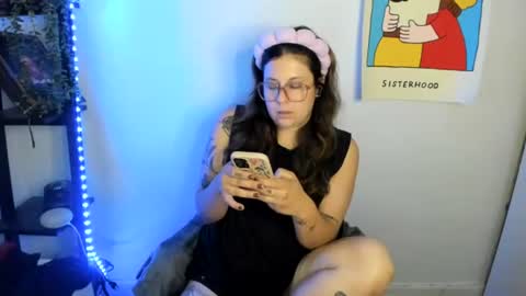 rose257044 online show from July 30, 2026, 3:44 pm