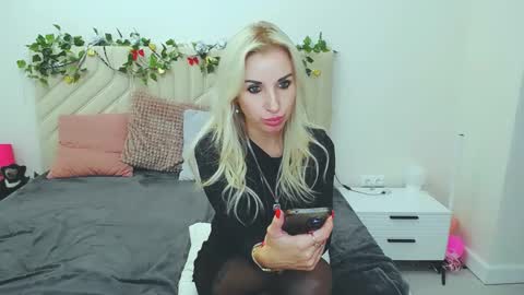 rose  shine online show from September 25, 2025, 10:08 am