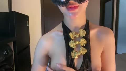 rose_ah online show from April 18, 2026, 6:39 am