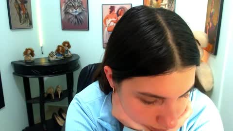 Rose online show from January 2, 2025, 7:51 pm