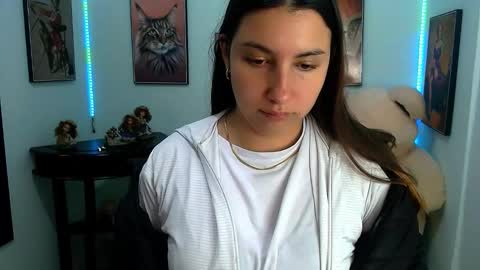 Rose online show from January 4, 2025, 12:38 pm