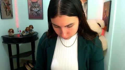 Rose online show from January 15, 2025, 4:32 pm