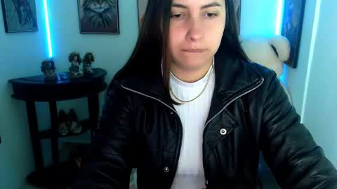 Rose online show from February 1, 2025, 12:47 pm