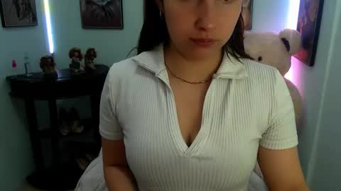 Rose online show from February 10, 2025, 1:33 pm