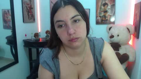 Rose online show from February 17, 2025, 1:32 pm