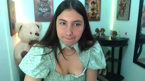 Rose online show from February 24, 2025, 3:53 pm