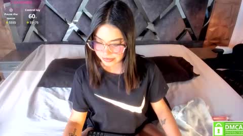 Rose online show from October 21, 2025, 4:46 am