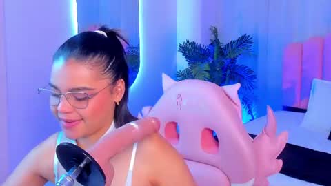 rose_jener06 online show from June 20, 2026, 12:14 am