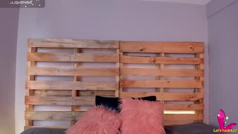 Snapshot of rose_more__ chatting on October 17, 2025, 12:52 pm Rose online show from October 17, 2025, 12:52 pm