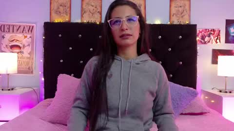 Snapshot of rose_smiley1 chatting on April 23, 2026, 3:41 am Rose online show from April 23, 2026, 3:41 am