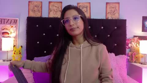 Snapshot of rose_smiley1 chatting on May 12, 2026, 4:20 am Rose online show from May 12, 2026, 4:20 am