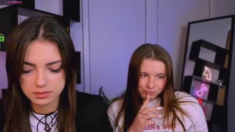 Snapshot of rose_style chatting on September 29, 2025, 7:19 pm rose online show from September 29, 2025, 7:19 pm