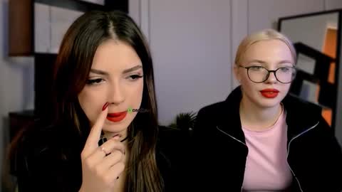 Snapshot of rose_style chatting on October 17, 2025, 8:39 am rose online show from October 17, 2025, 8:39 am