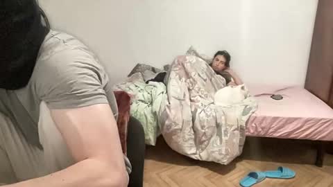 Rose and the Collector online show from September 19, 2025, 4:58 am