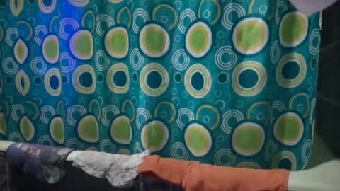 Rose and the Collector online show from October 3, 2025, 8:22 am