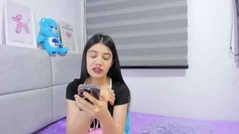 Rose y Miah online show from November 24, 2025, 3:17 am