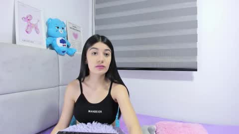 Rose y Miah online show from February 15, 2026, 2:52 am