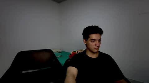 Snapshot of roseandviktor23 chatting on November 5, 2025, 3:06 am Rose Sins and Don Viktor online show from November 5, 2025, 3:06 am