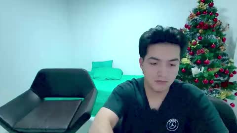 Rose Sins and Don Viktor online show from December 16, 2025, 2:49 am