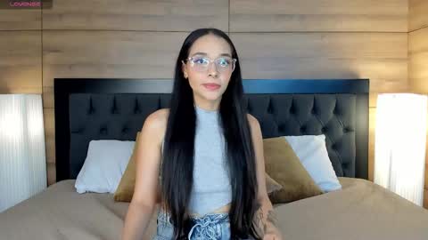 roseaurora online show from March 15, 2026, 3:34 am