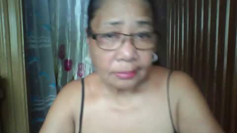 Snapshot of rosebelle66 chatting on April 28, 2026, 2:27 am rosebelle66 online show from April 28, 2026, 2:27 am