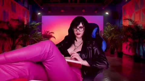 Snapshot of roseblooom chatting on October 8, 2025, 3:48 am Rosebloom online show from October 8, 2025, 3:48 am