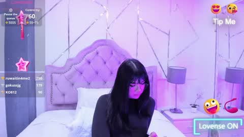Rose online show from January 3, 2025, 6:35 pm