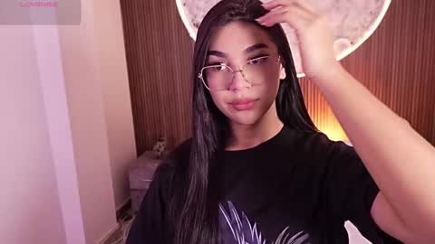 Snapshot of rosecassie chatting on February 18, 2026, 1:07 pm Rose online show from February 18, 2026, 1:07 pm