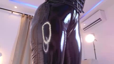 rosedelic online show from January 12, 2026, 2:39 am