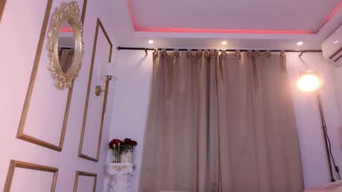 rosedelic online show from March 18, 2026, 5:10 am