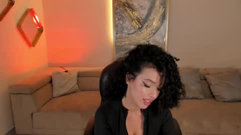Snapshot of roseferrera chatting on December 13, 2024, 1:37 am Rose online show from December 13, 2024, 1:37 am