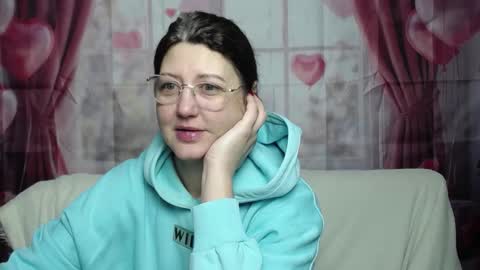 RoseHille online show from February 8, 2026, 6:17 am