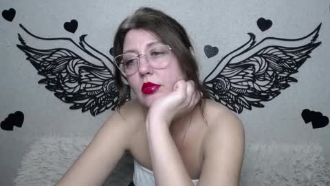 RoseHille online show from March 10, 2026, 6:24 pm