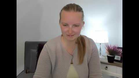 Rose online show from April 21, 2026, 5:28 pm