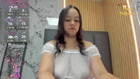 ROSELIN online show from October 26, 2025, 12:49 am