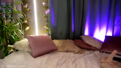 Snapshot of rosemary_rain chatting on May 5, 2026, 8:28 pm Stephani online show from May 5, 2026, 8:28 pm