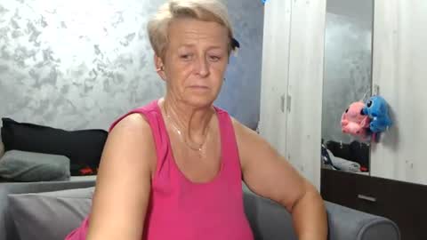 Lovepinklilly online show from August 7, 2026, 5:48 pm