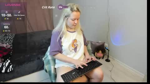 Snapshot of rosethomas_ chatting on November 8, 2025, 6:40 pm rosethomas_ online show from November 8, 2025, 6:40 pm