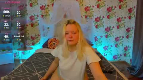 Snapshot of rosethomas_ chatting on November 16, 2025, 8:09 am rosethomas_ online show from November 16, 2025, 8:09 am