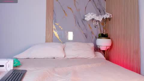   online show from February 3, 2026, 12:43 pm