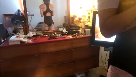 roshi702 online show from September 13, 2025, 3:56 pm