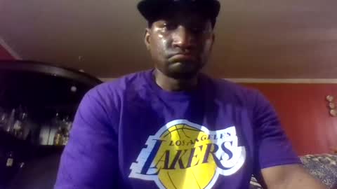 Snapshot of roshun69 chatting on February 14, 2025, 12:30 am Roshun Haynes online show from February 14, 2025, 12:30 am