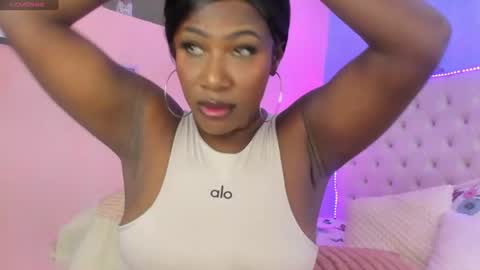 Snapshot of rosi_cooper chatting on July 16, 2026, 11:27 am rosi_cooper online show from July 16, 2026, 11:27 am
