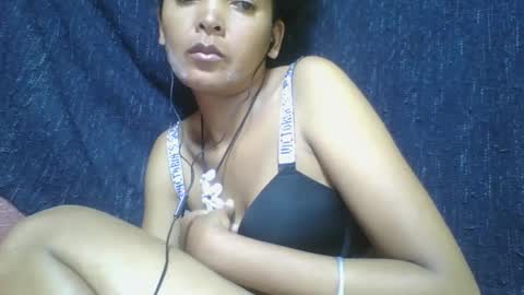 Snapshot of rosia685234 chatting on February 18, 2025, 8:58 pm rosia685234 online show from February 18, 2025, 8:58 pm