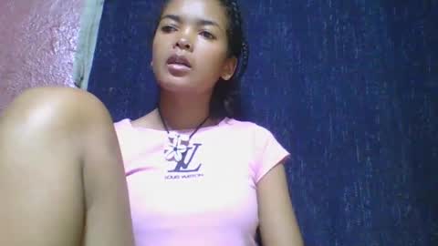 Snapshot of rosia685234 chatting on February 25, 2025, 3:42 am rosia685234 online show from February 25, 2025, 3:42 am