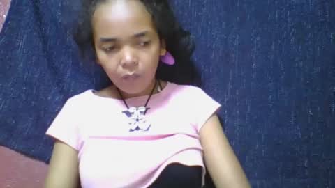 Snapshot of rosia685234 chatting on March 3, 2025, 6:26 am rosia685234 online show from March 3, 2025, 6:26 am