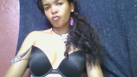 Snapshot of rosia685234 chatting on March 5, 2025, 8:10 am rosia685234 online show from March 5, 2025, 8:10 am